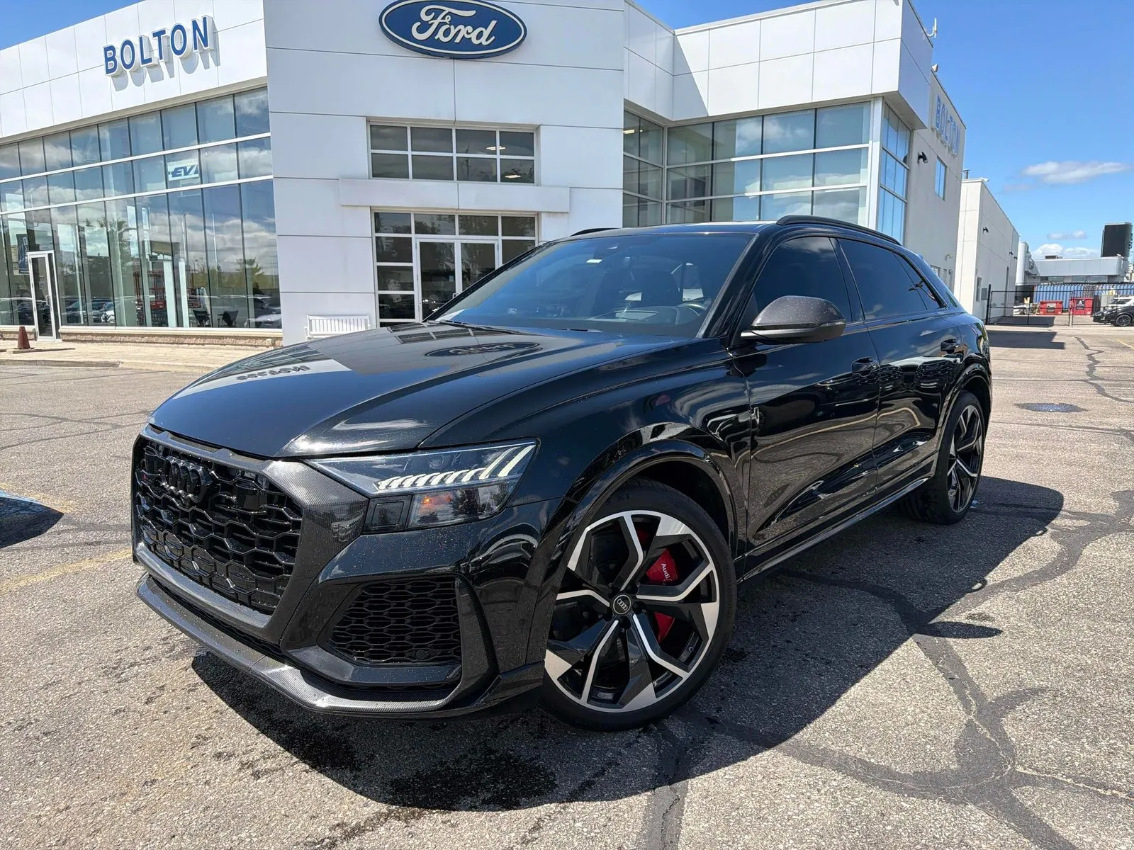 2023 Audi RS Q8