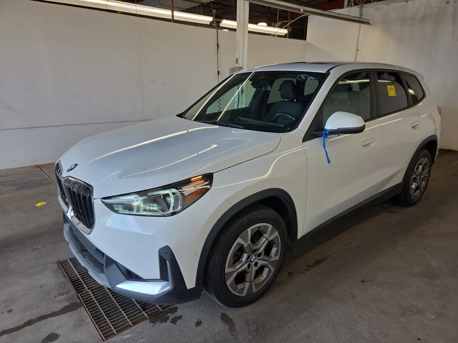 2023 BMW X1
