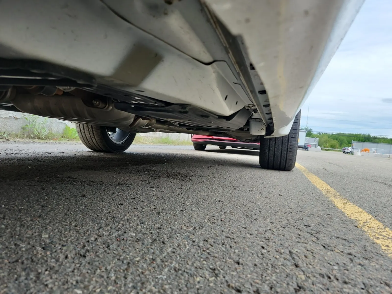 Undercarriage - Driver Photo