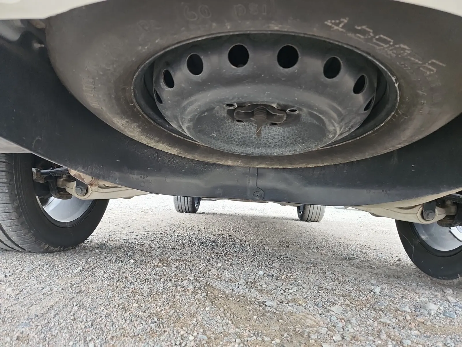 Spare Tire & Wheel Photo