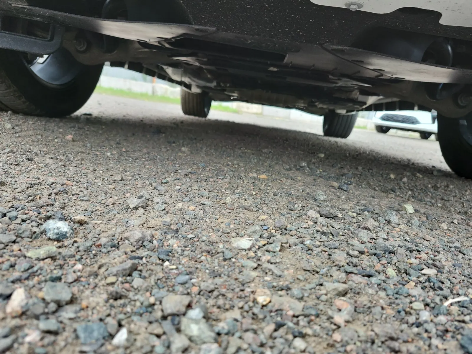 Undercarriage - Front Photo