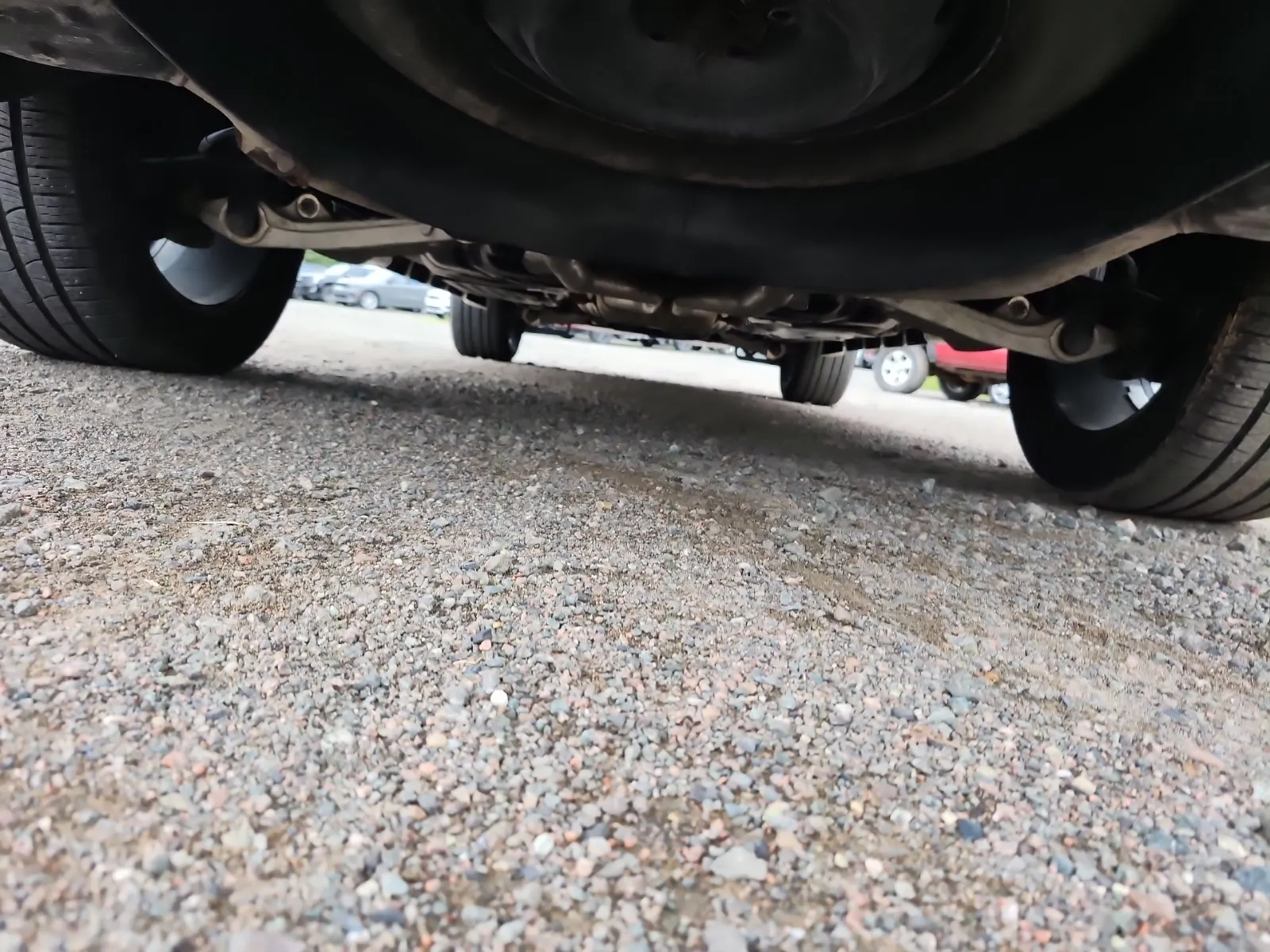 Undercarriage - Rear Photo