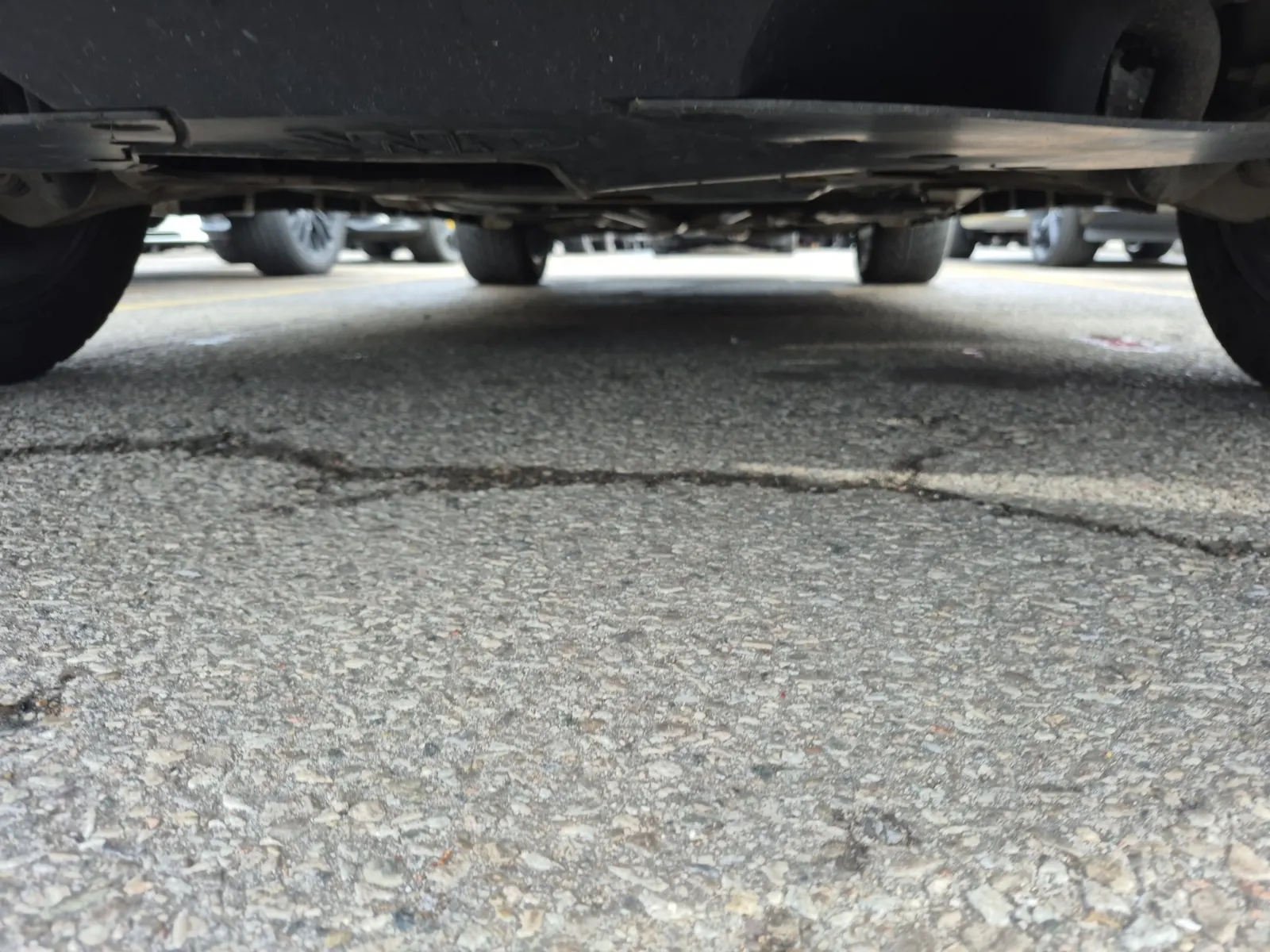 Undercarriage - Front Photo