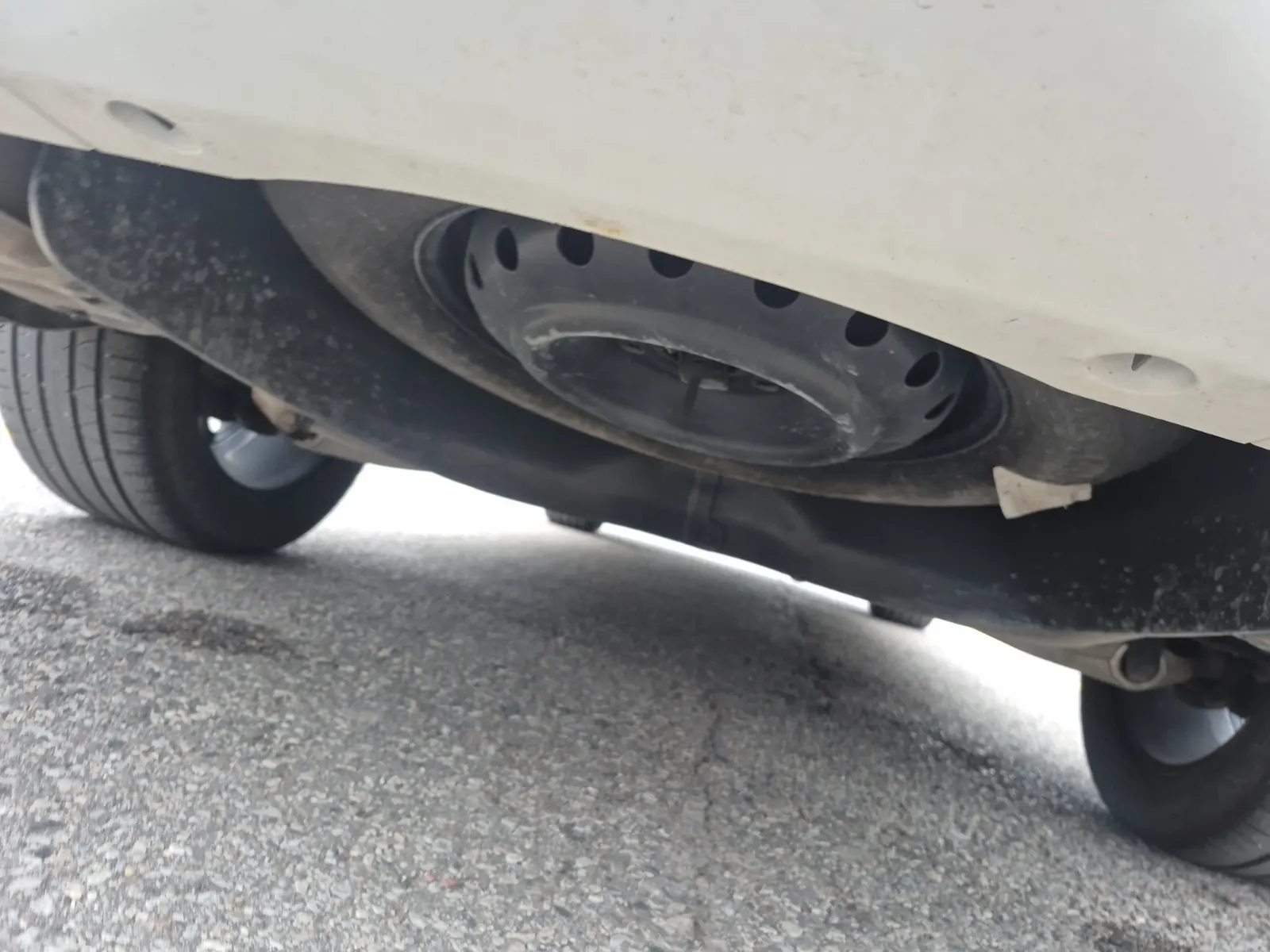 Spare Tire & Wheel Photo