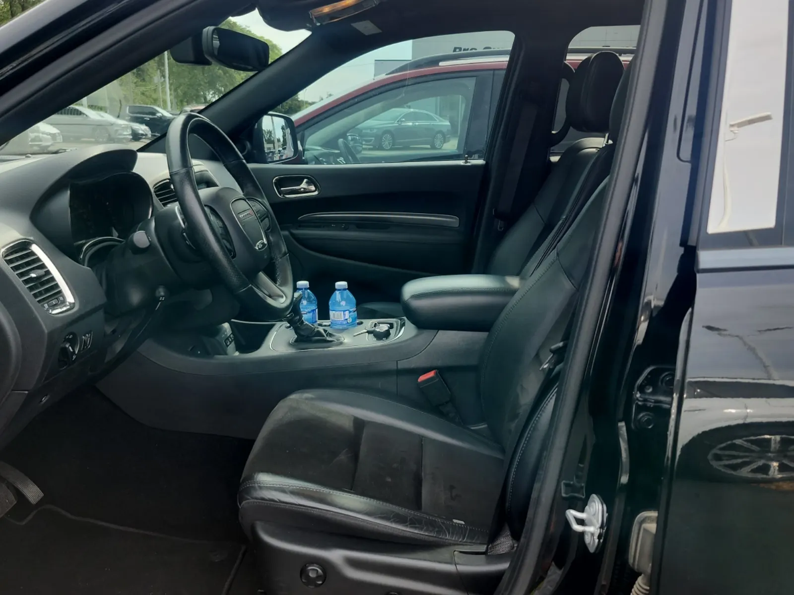 Front Interior Photo