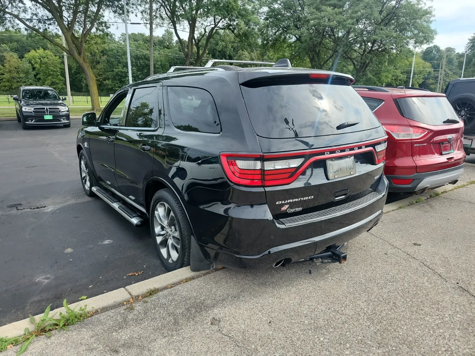 Driver Rear 3/4 Photo