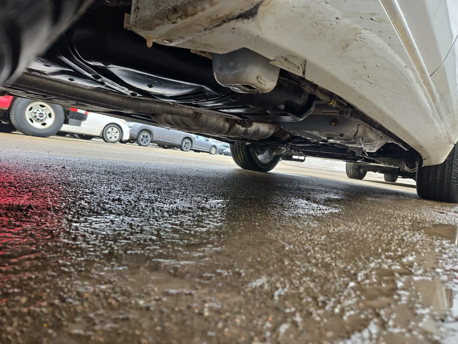 Undercarriage - Passenger Photo