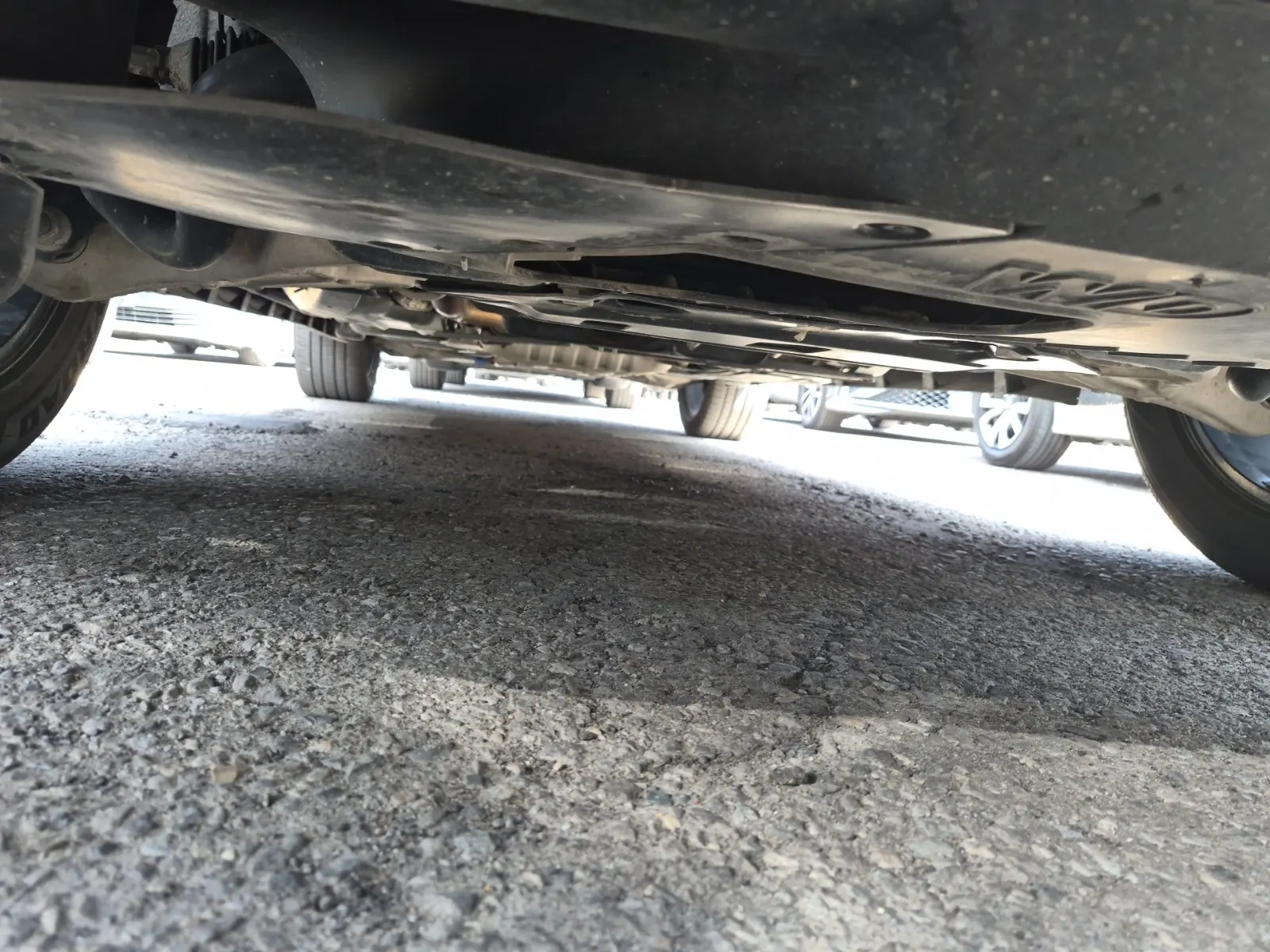Undercarriage - Front Photo