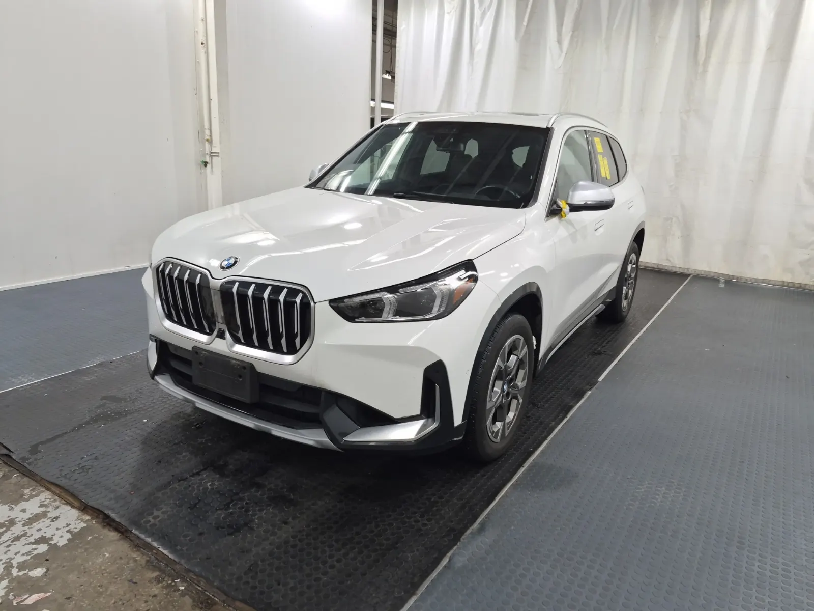 2023 BMW X1