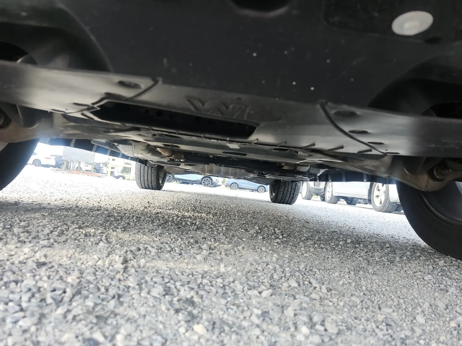 Undercarriage - Front Photo