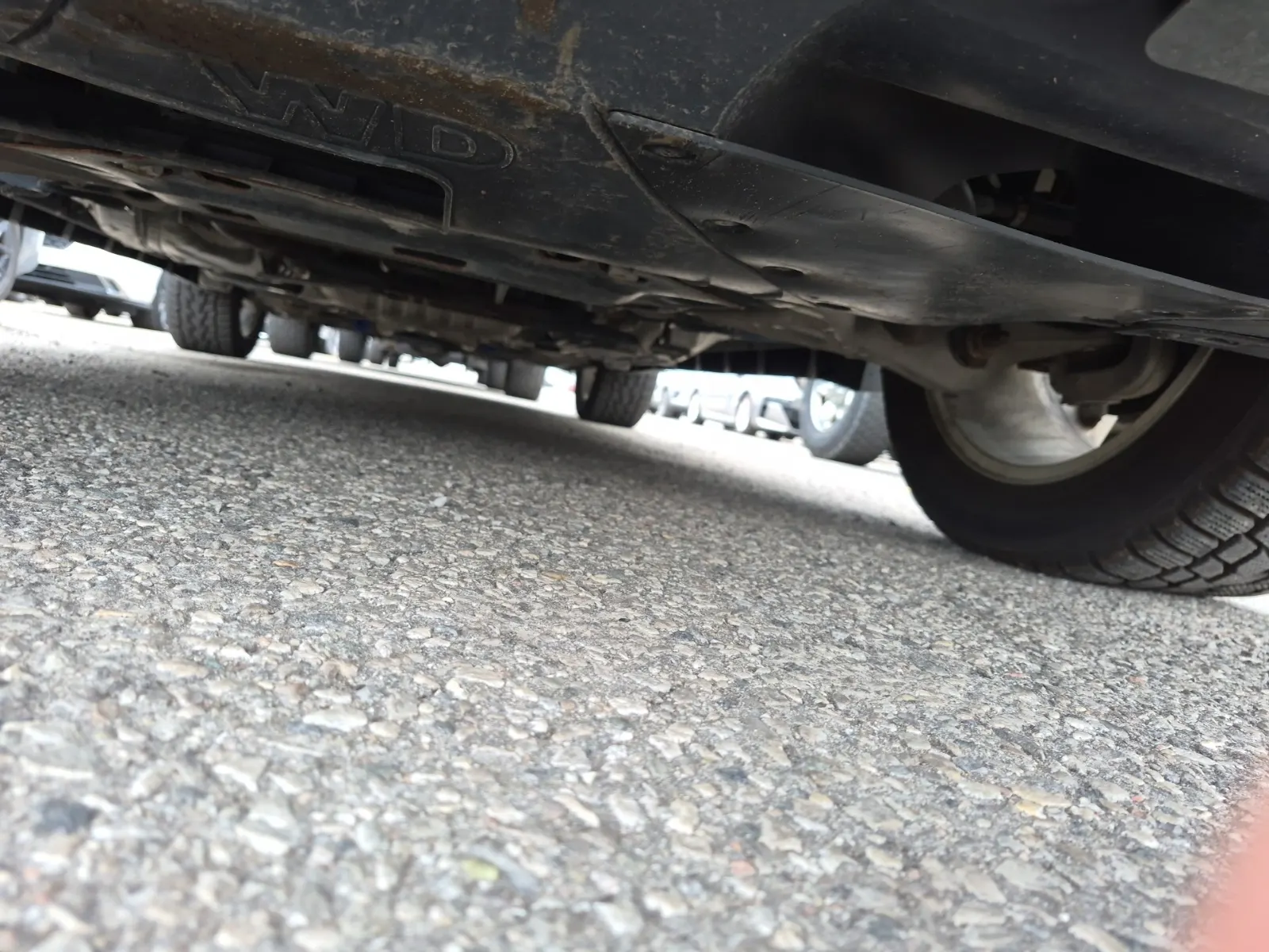 Undercarriage - Front Photo