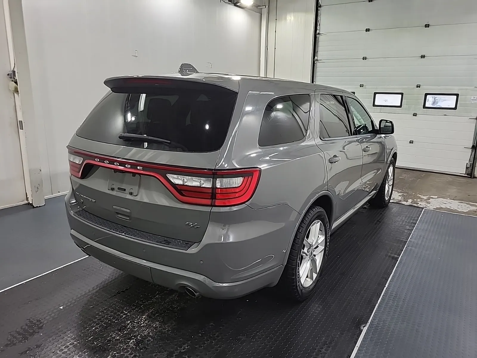 Passenger Rear 3/4 Photo
