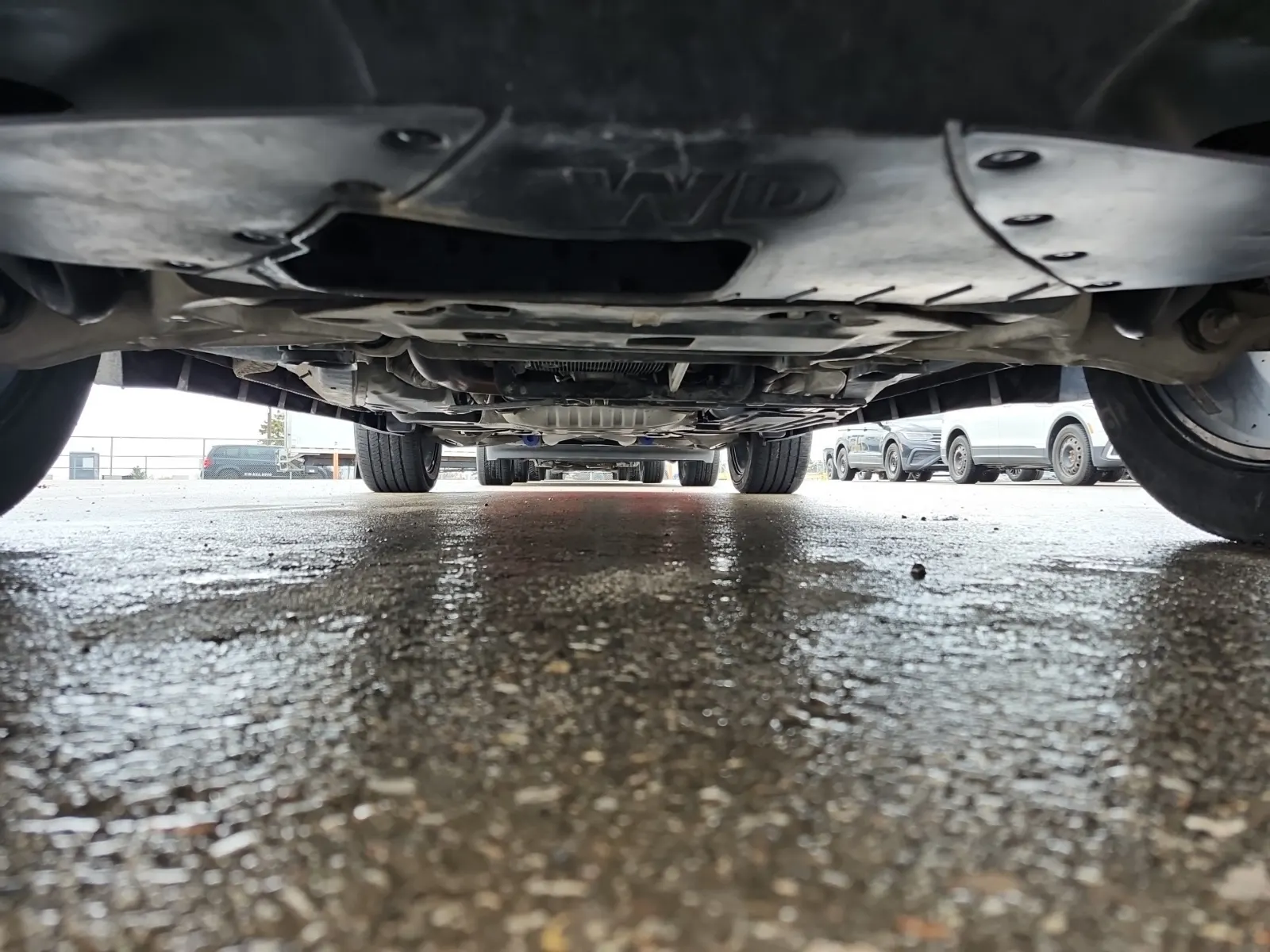 Undercarriage - Front Photo