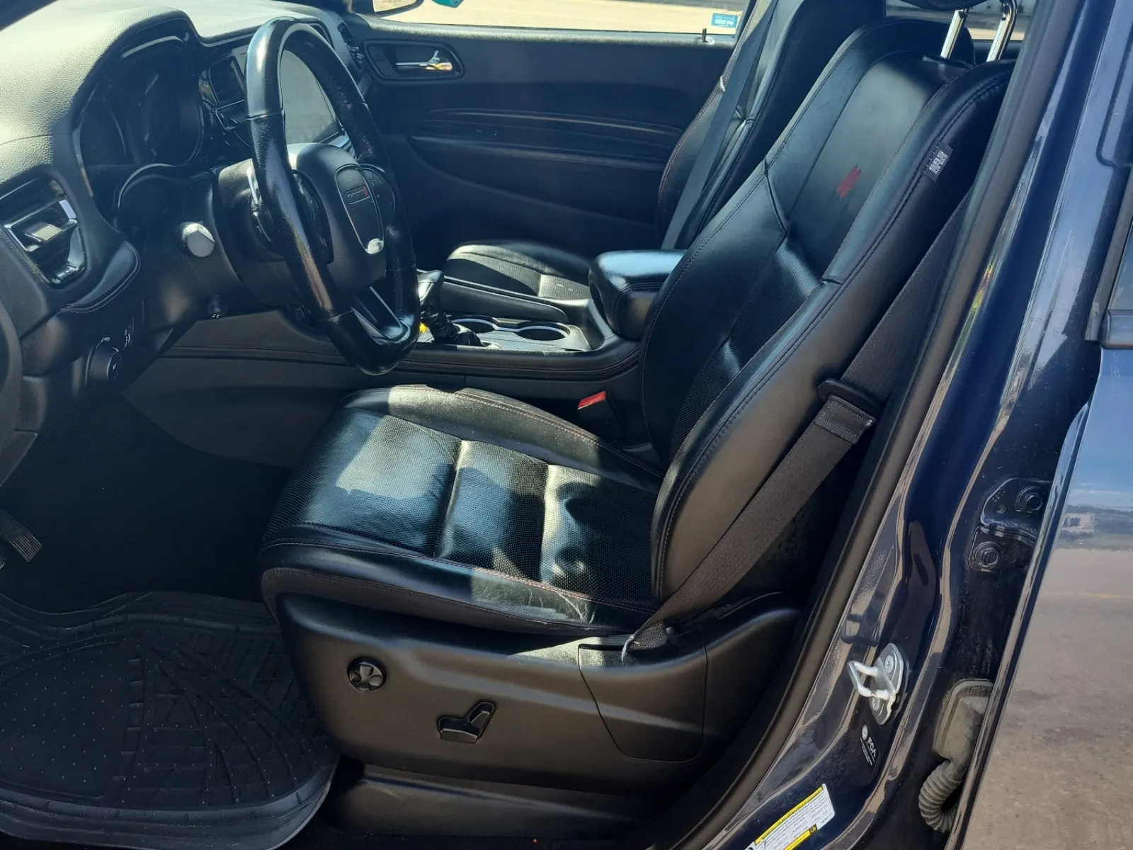 Front Interior Photo
