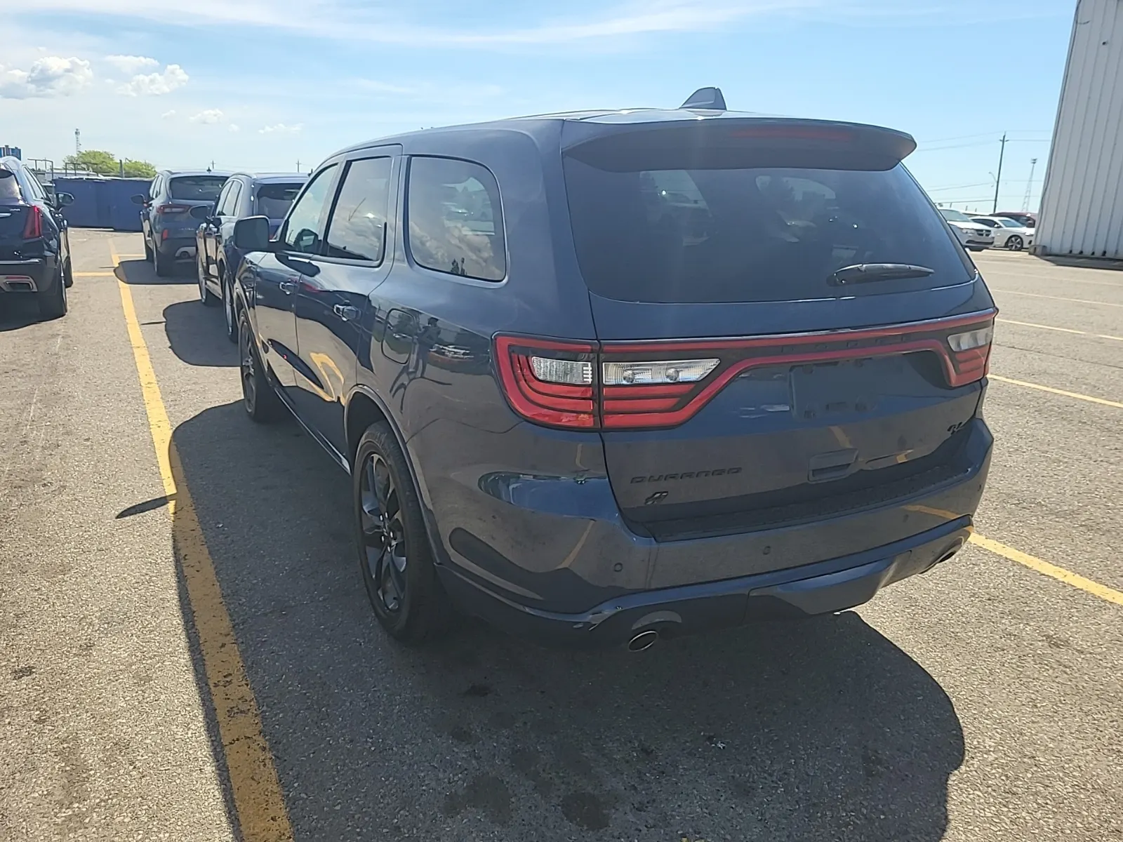 Driver Rear 3/4 Photo