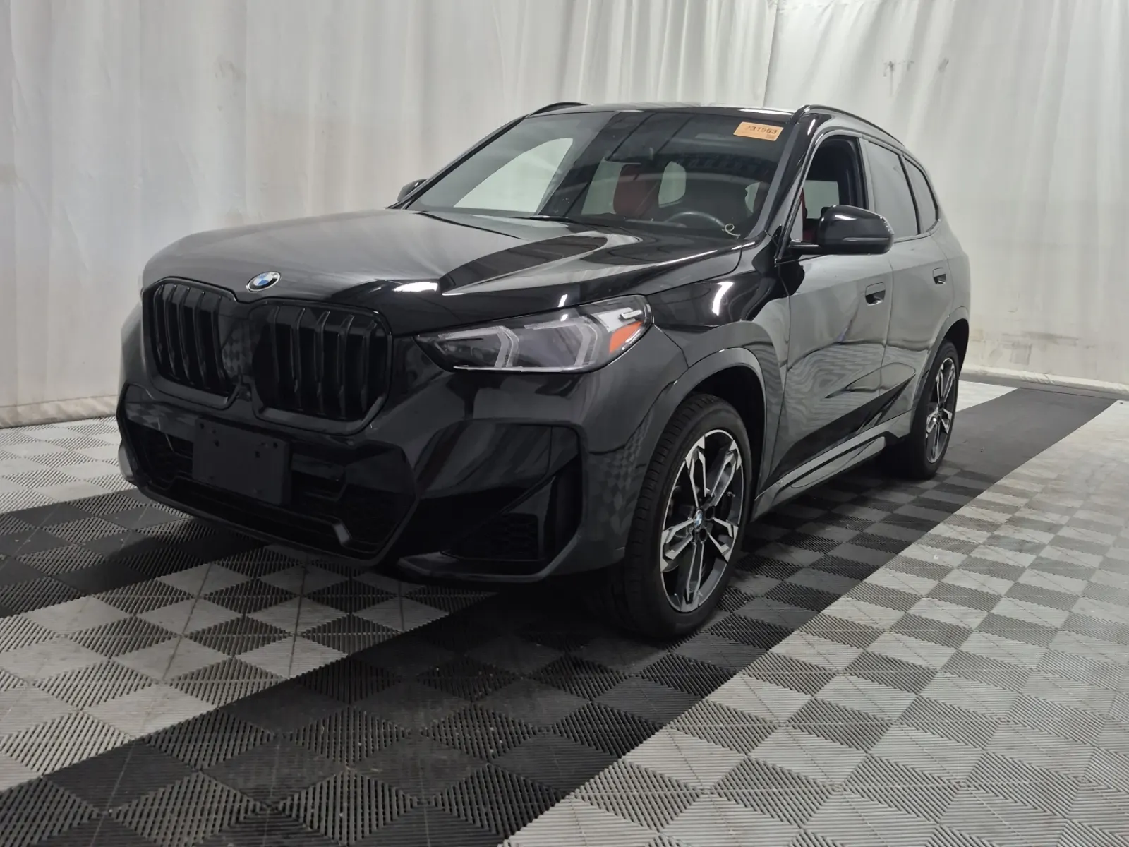 2023 BMW X1