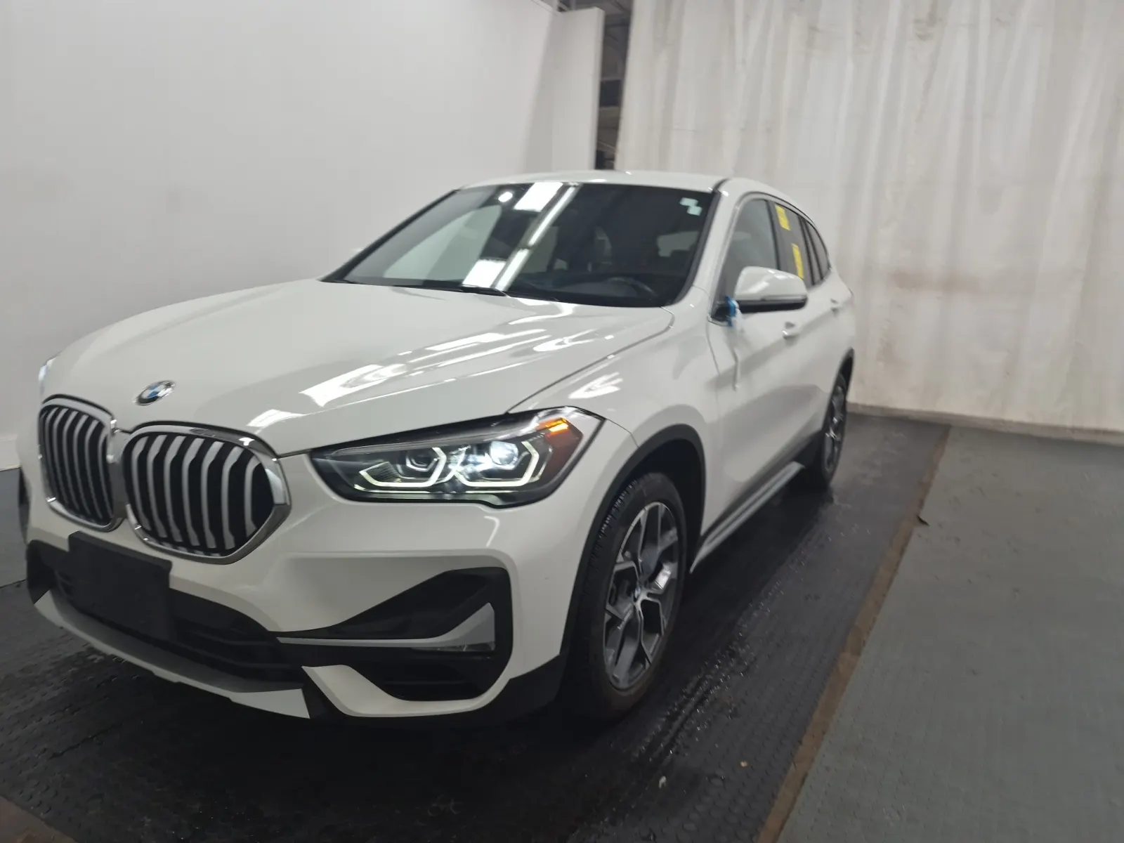 2022 BMW X1