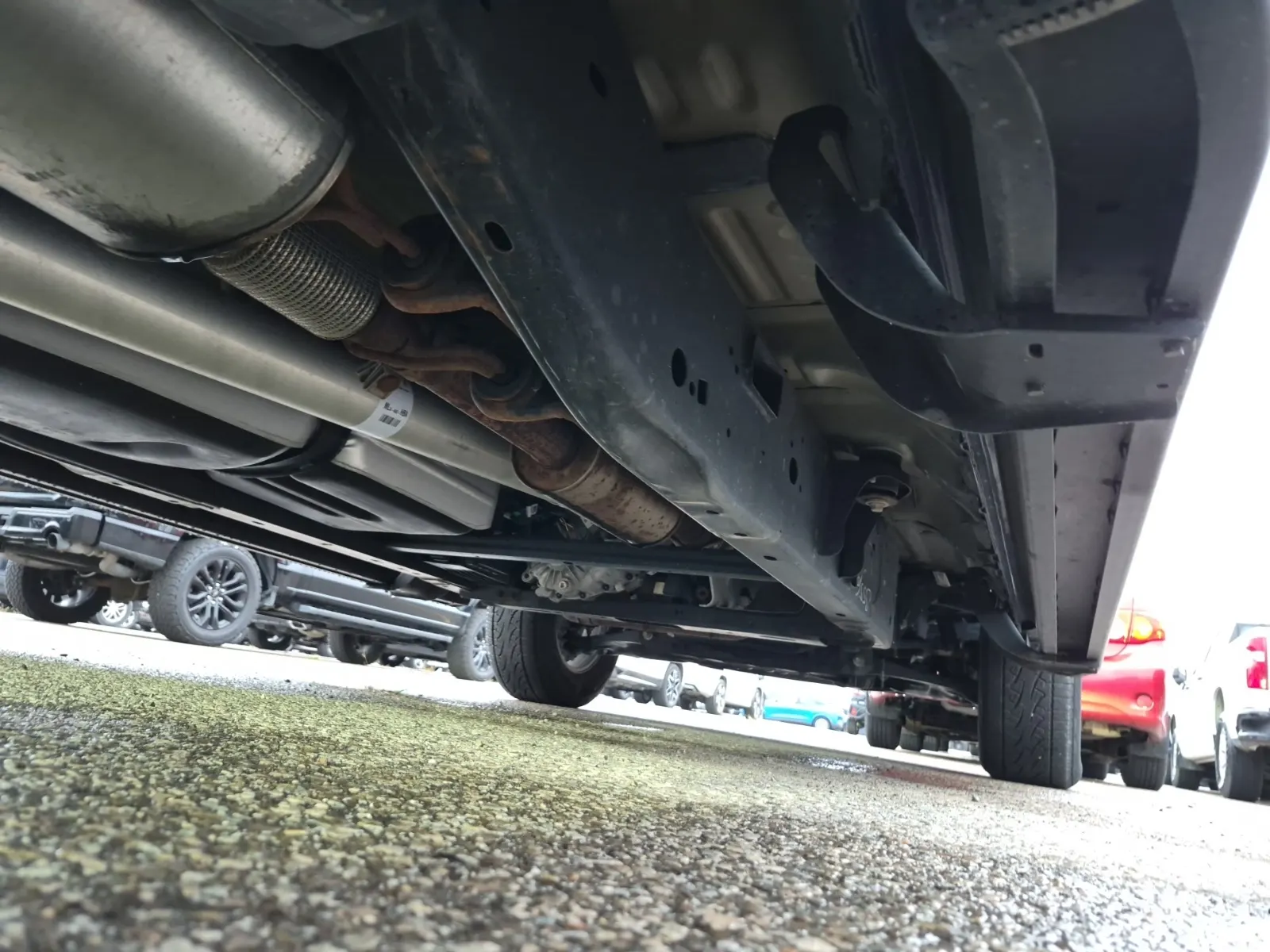 Undercarriage - Passenger Photo