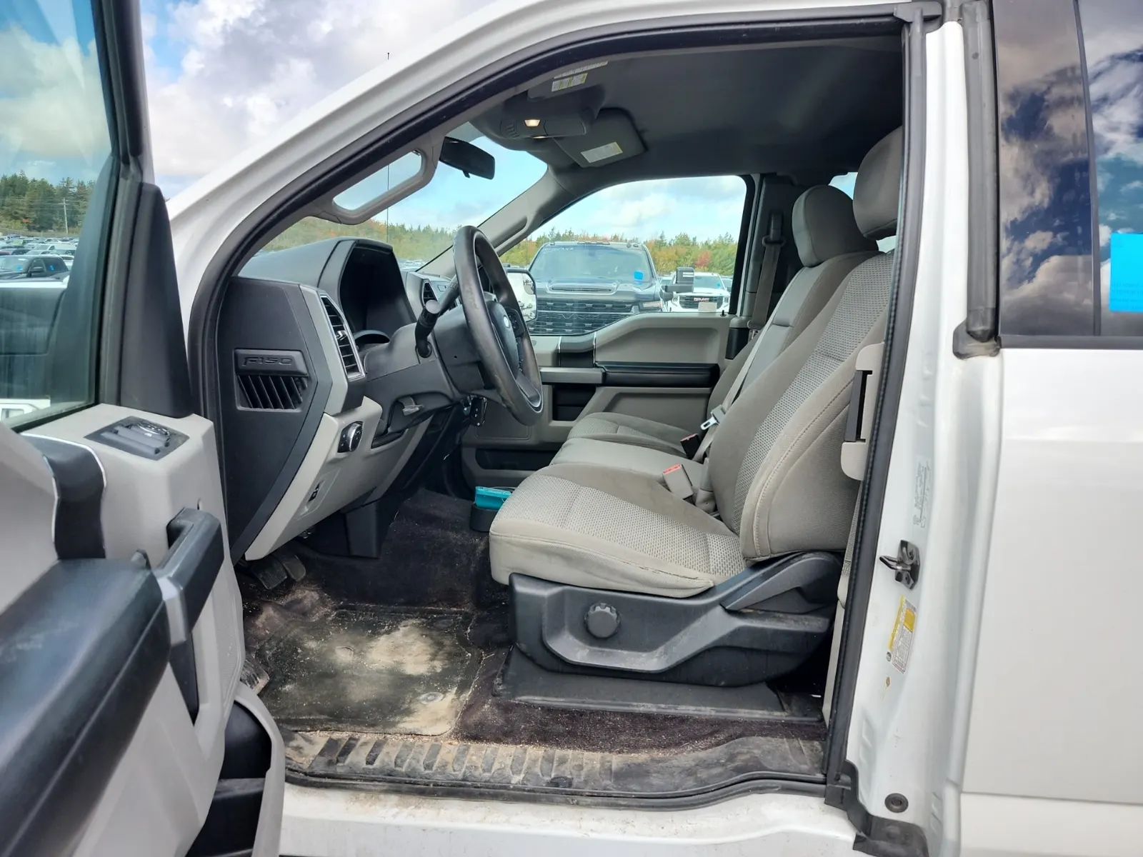 Front Interior Photo