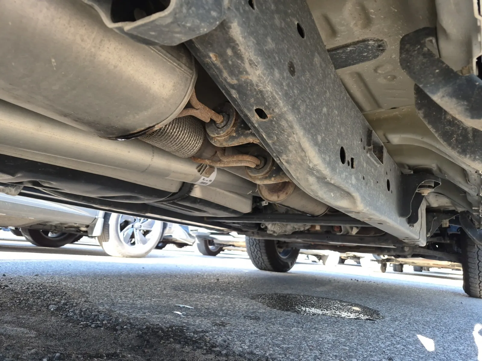 Undercarriage - Passenger Photo
