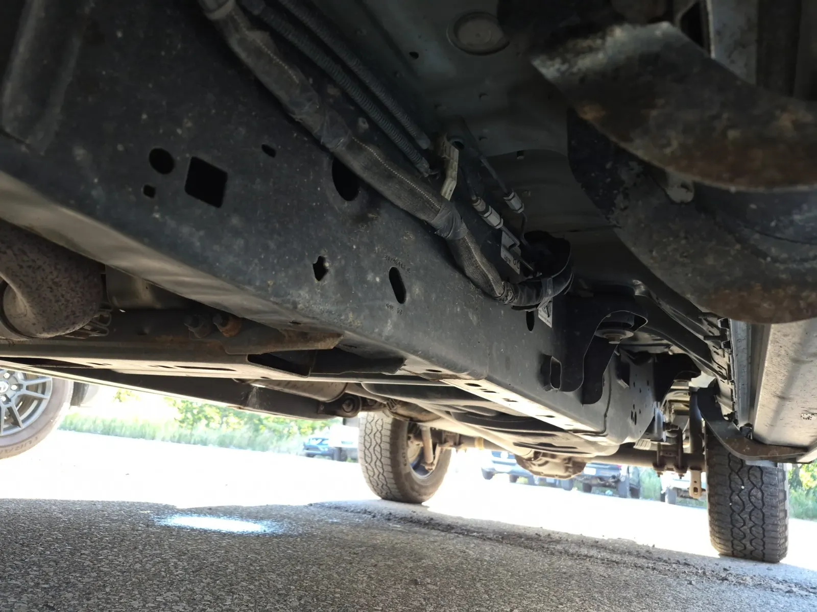 Undercarriage - Driver Photo