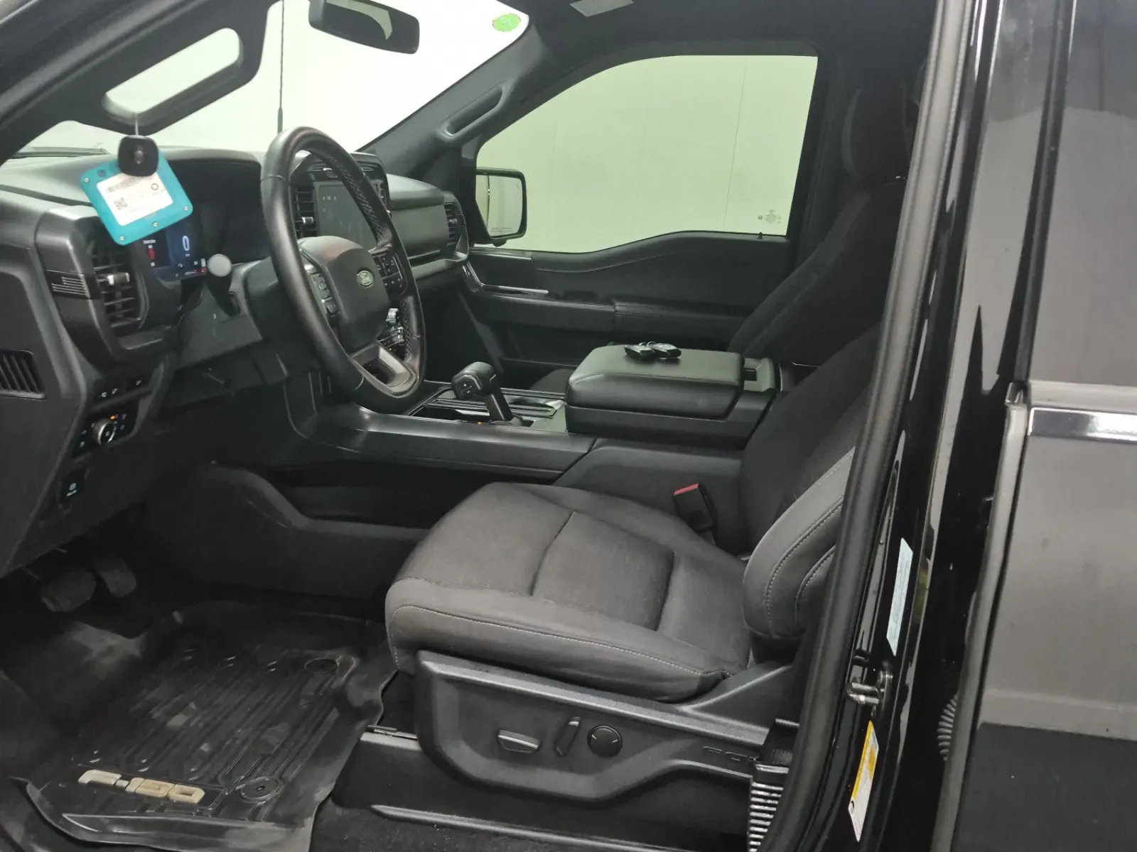 Front Interior Photo