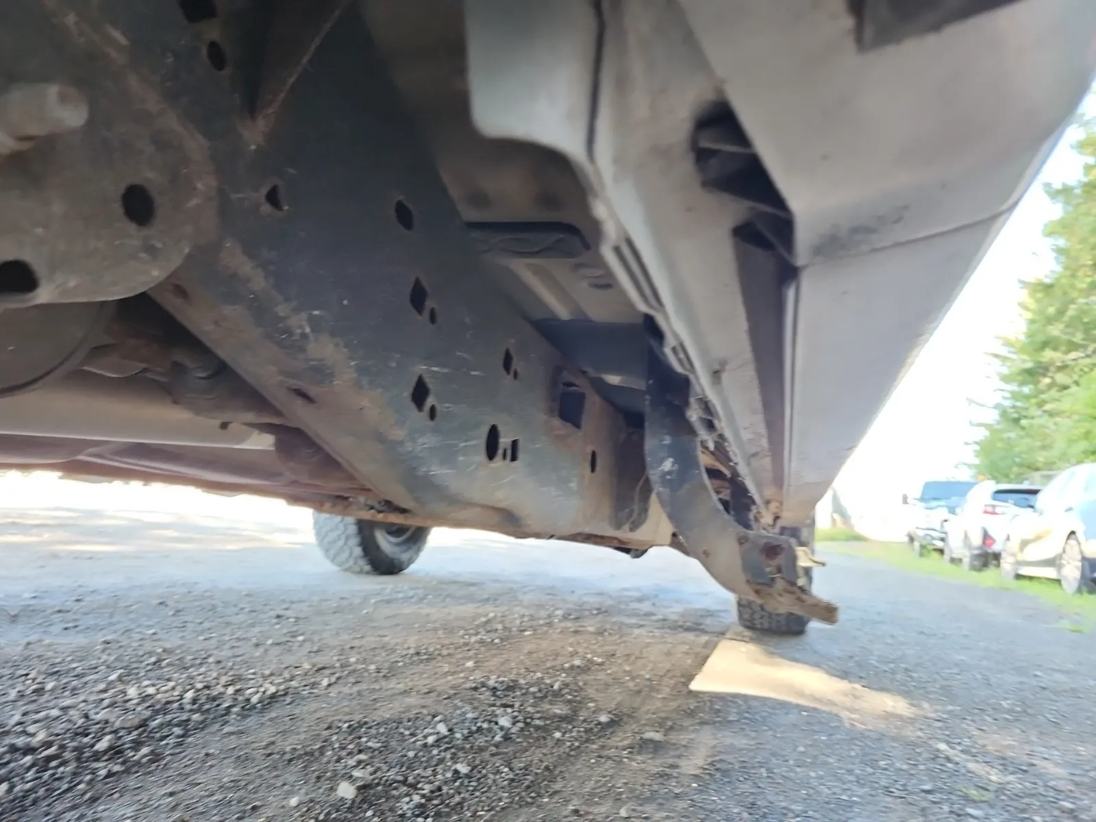 Undercarriage - Passenger Photo