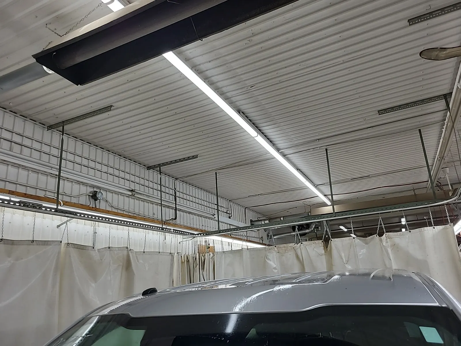 Exterior Roof Photo