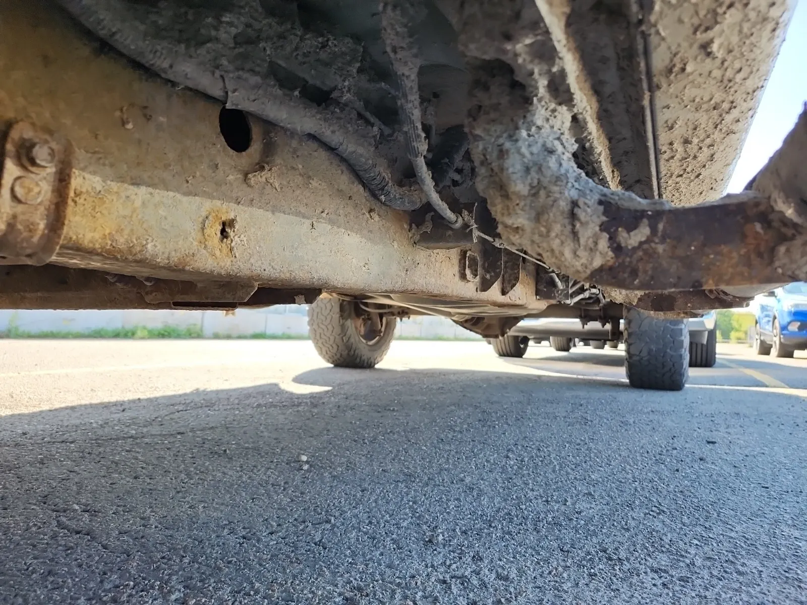 Undercarriage - Driver Photo