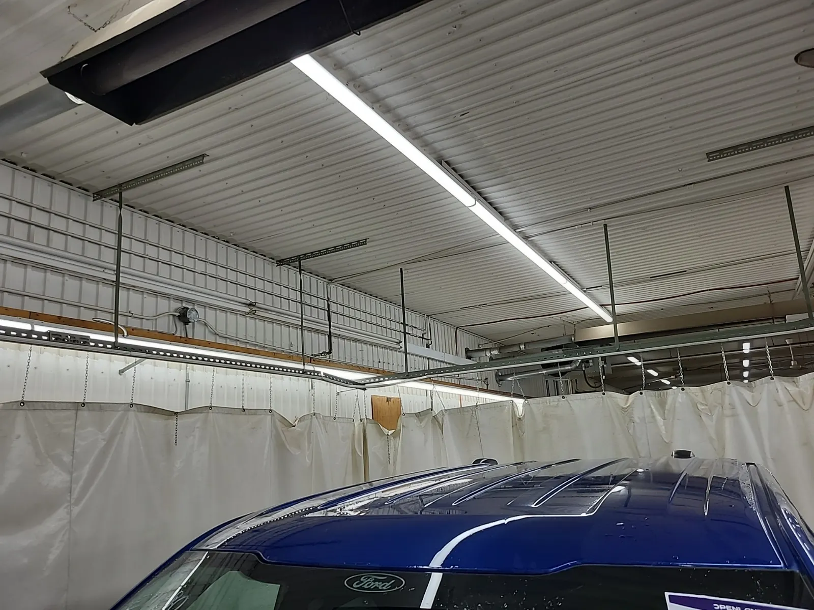 Exterior Roof Photo