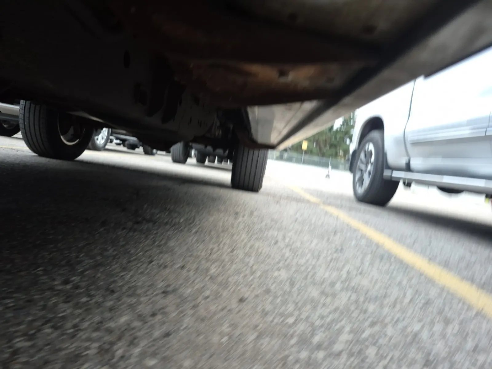 Undercarriage - Driver Photo