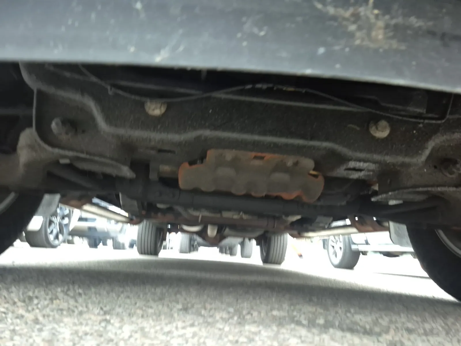 Undercarriage - Front Photo