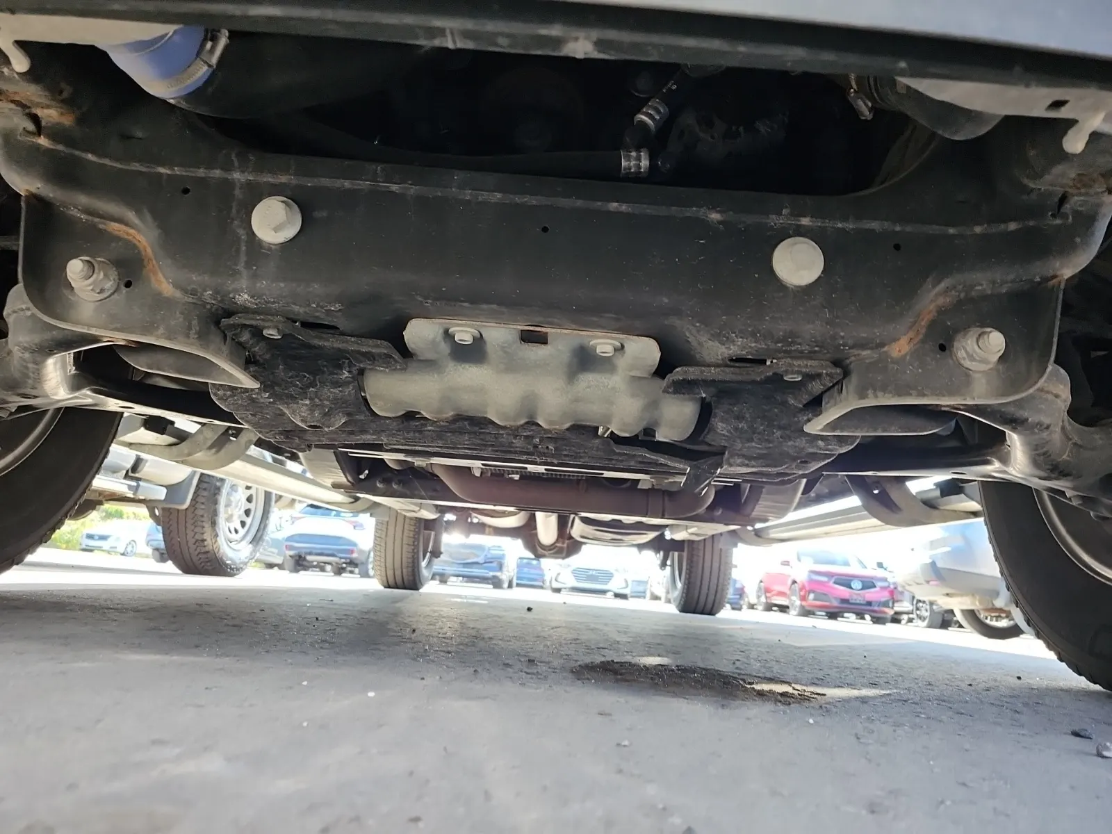Undercarriage - Front Photo