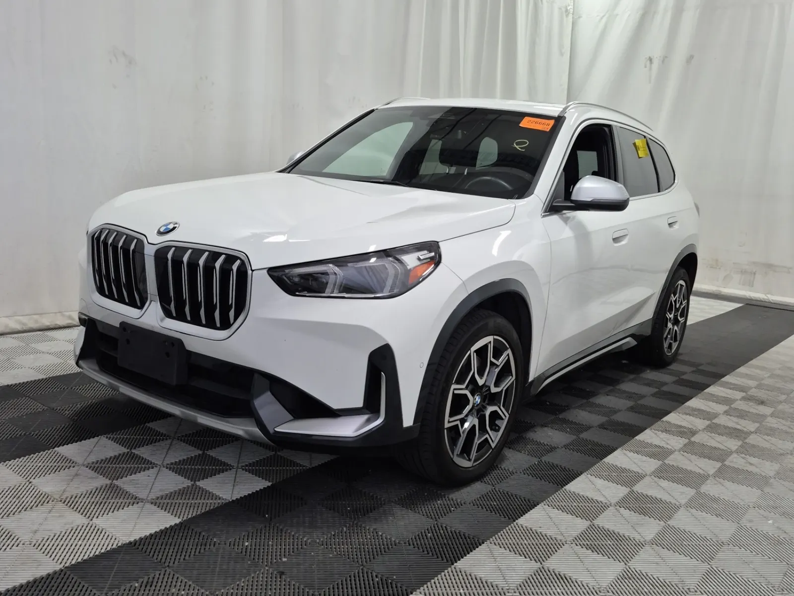2023 BMW X1