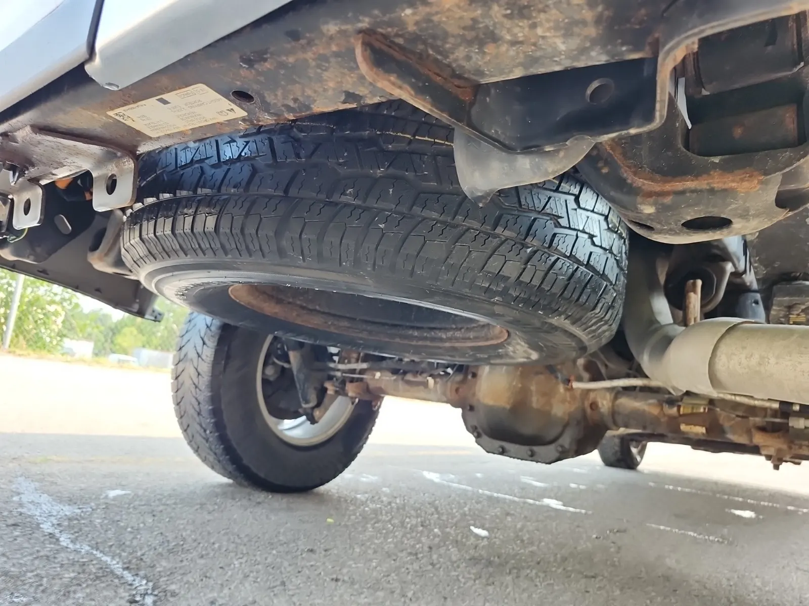 Spare Tire & Wheel Photo