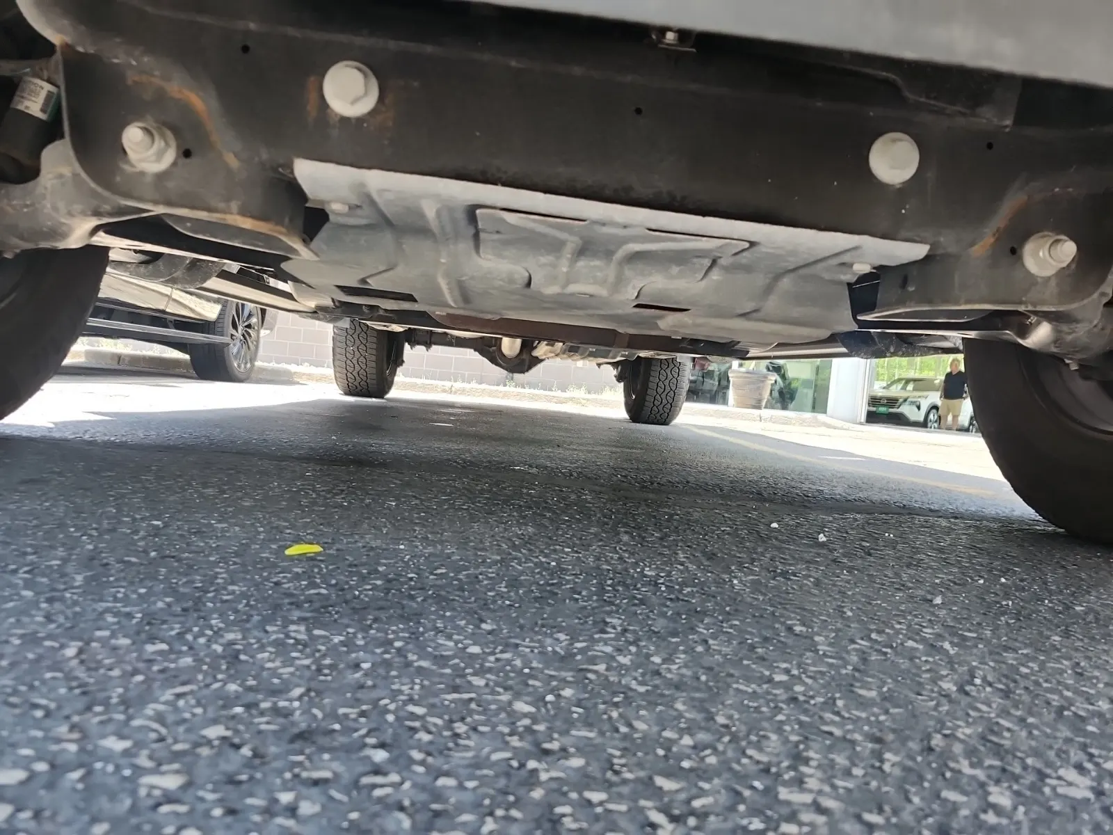 Undercarriage - Front Photo