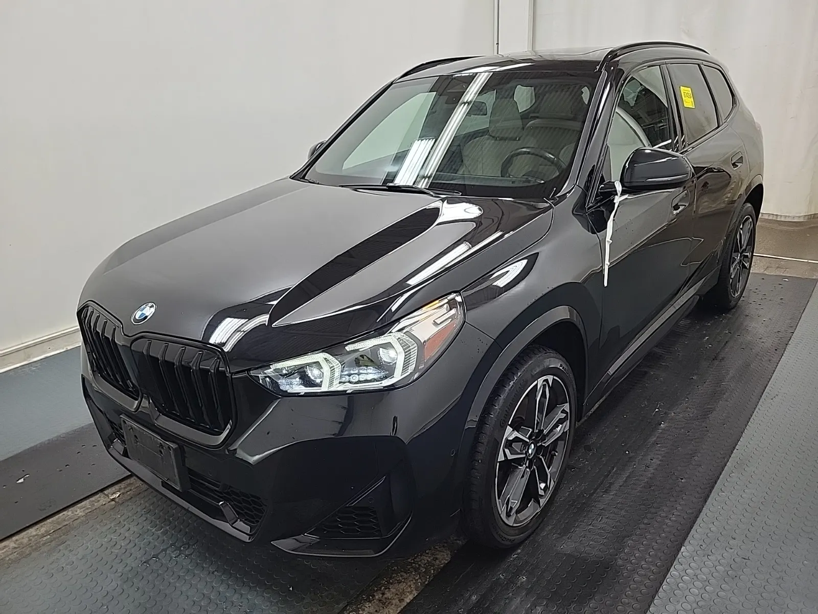 2023 BMW X1