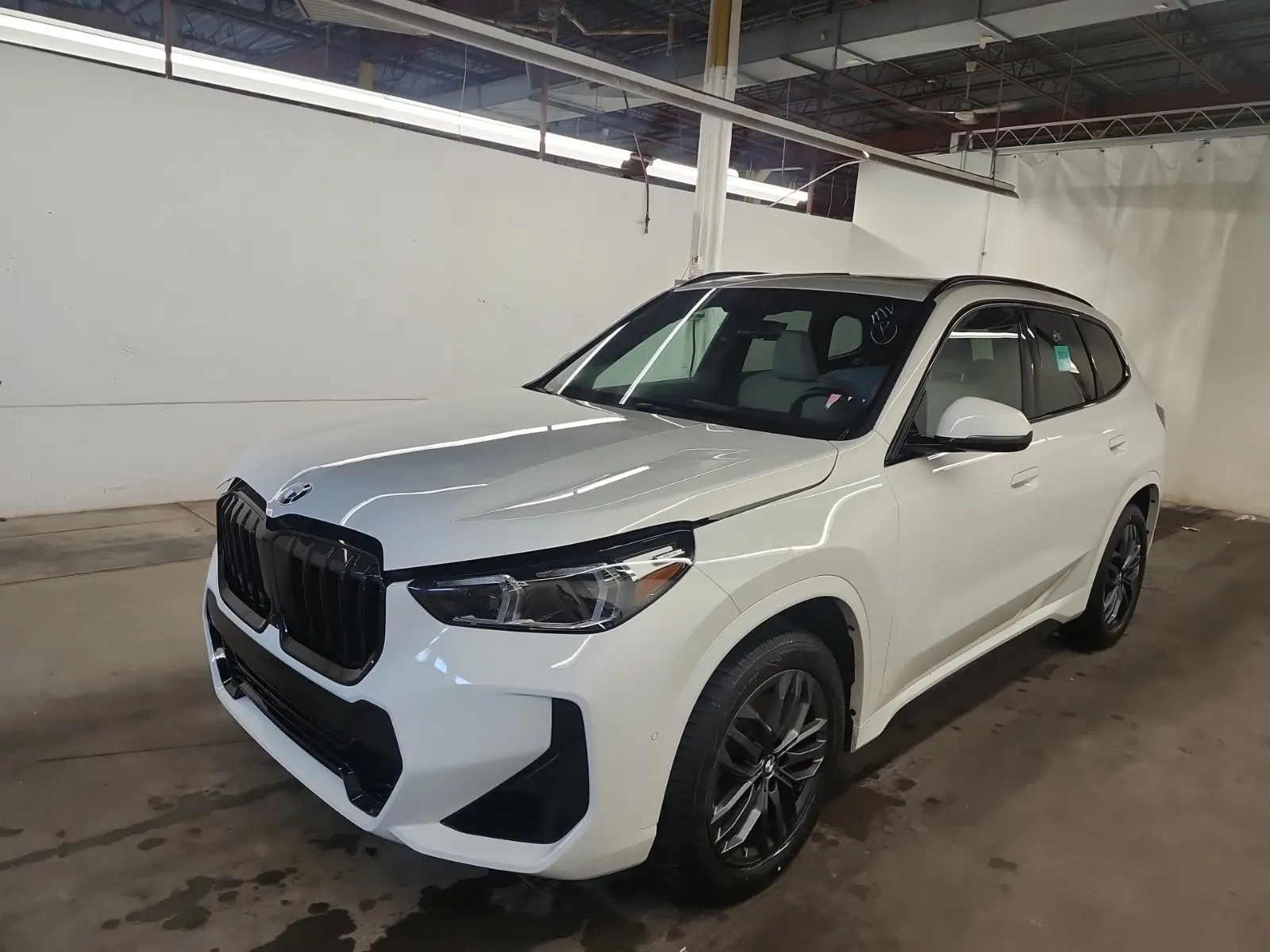 2023 BMW X1