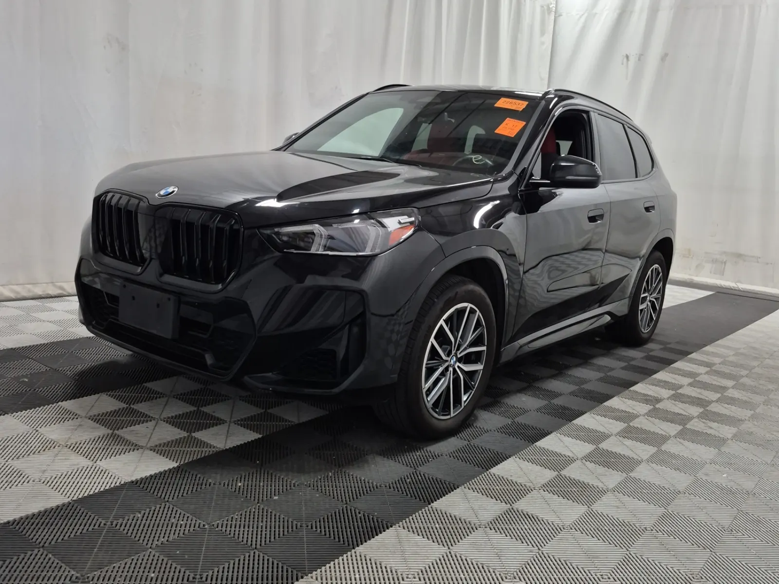 2023 BMW X1