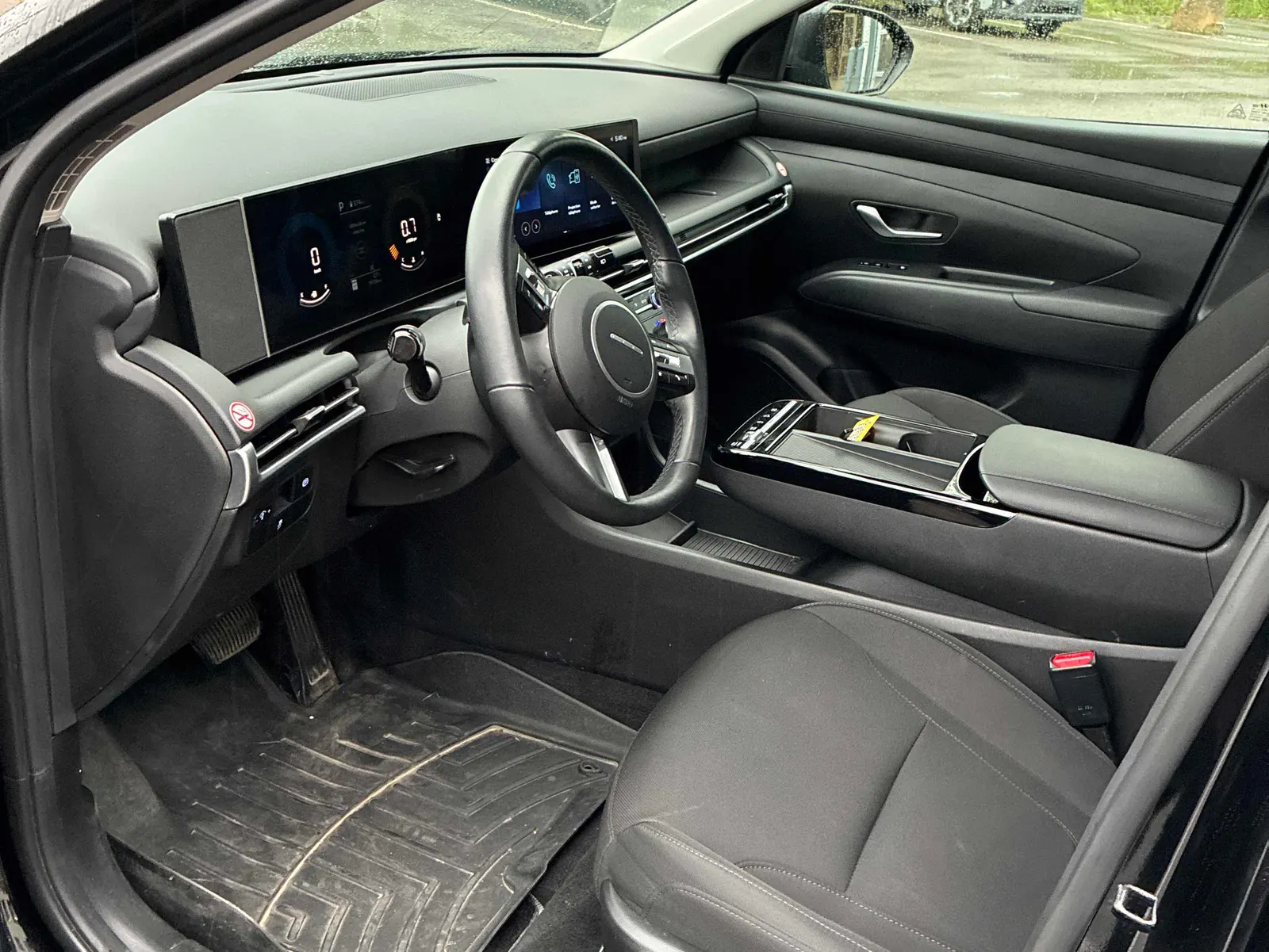Interior driver side