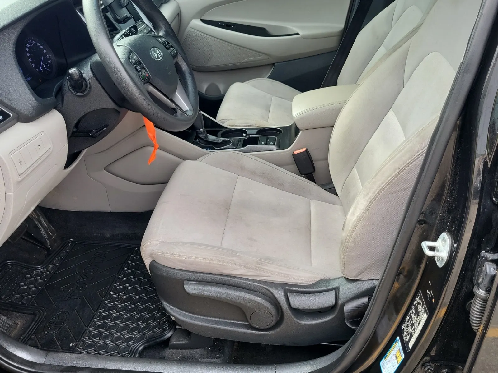 Front Interior Photo