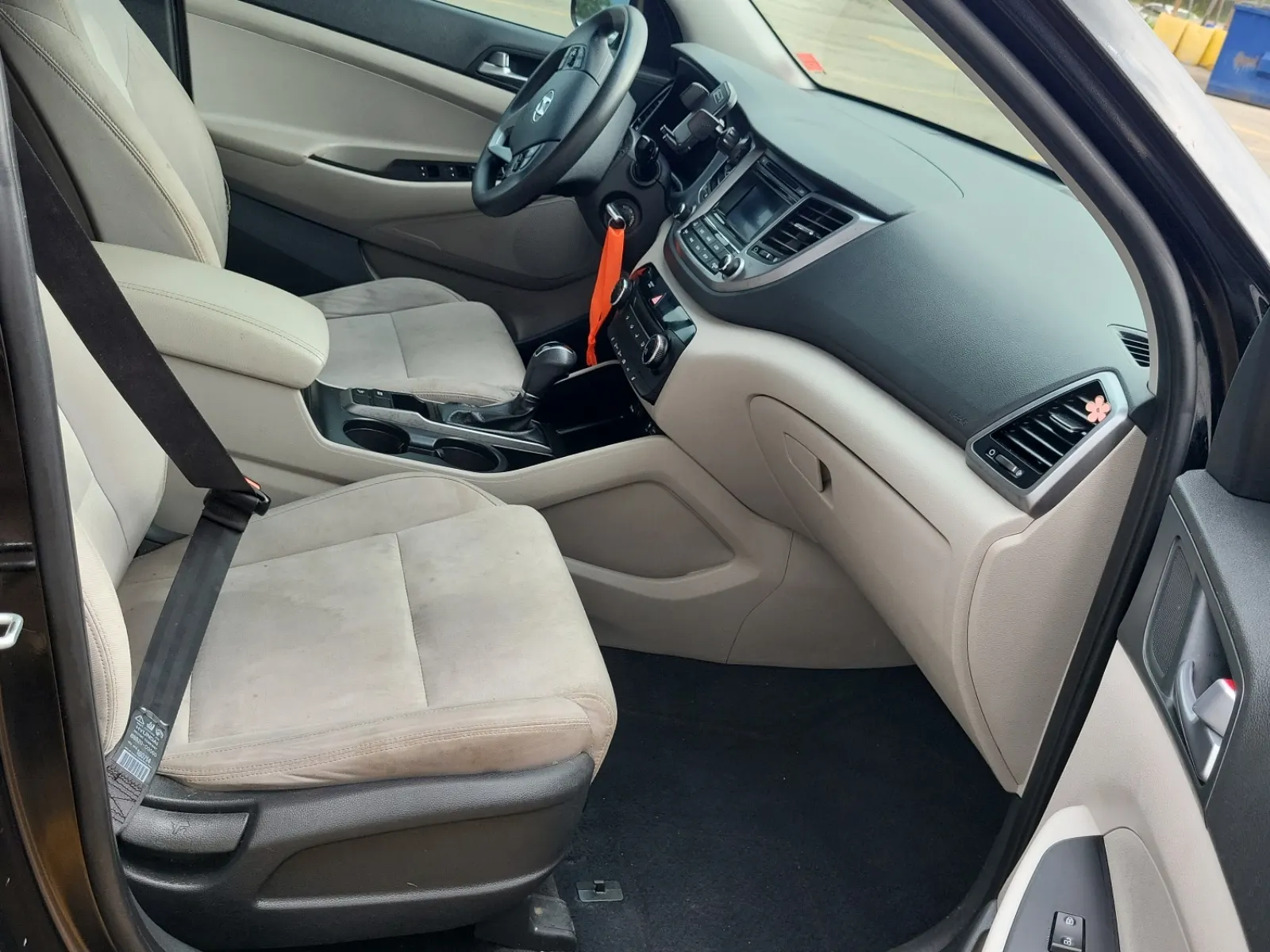Right Side Interior Photo