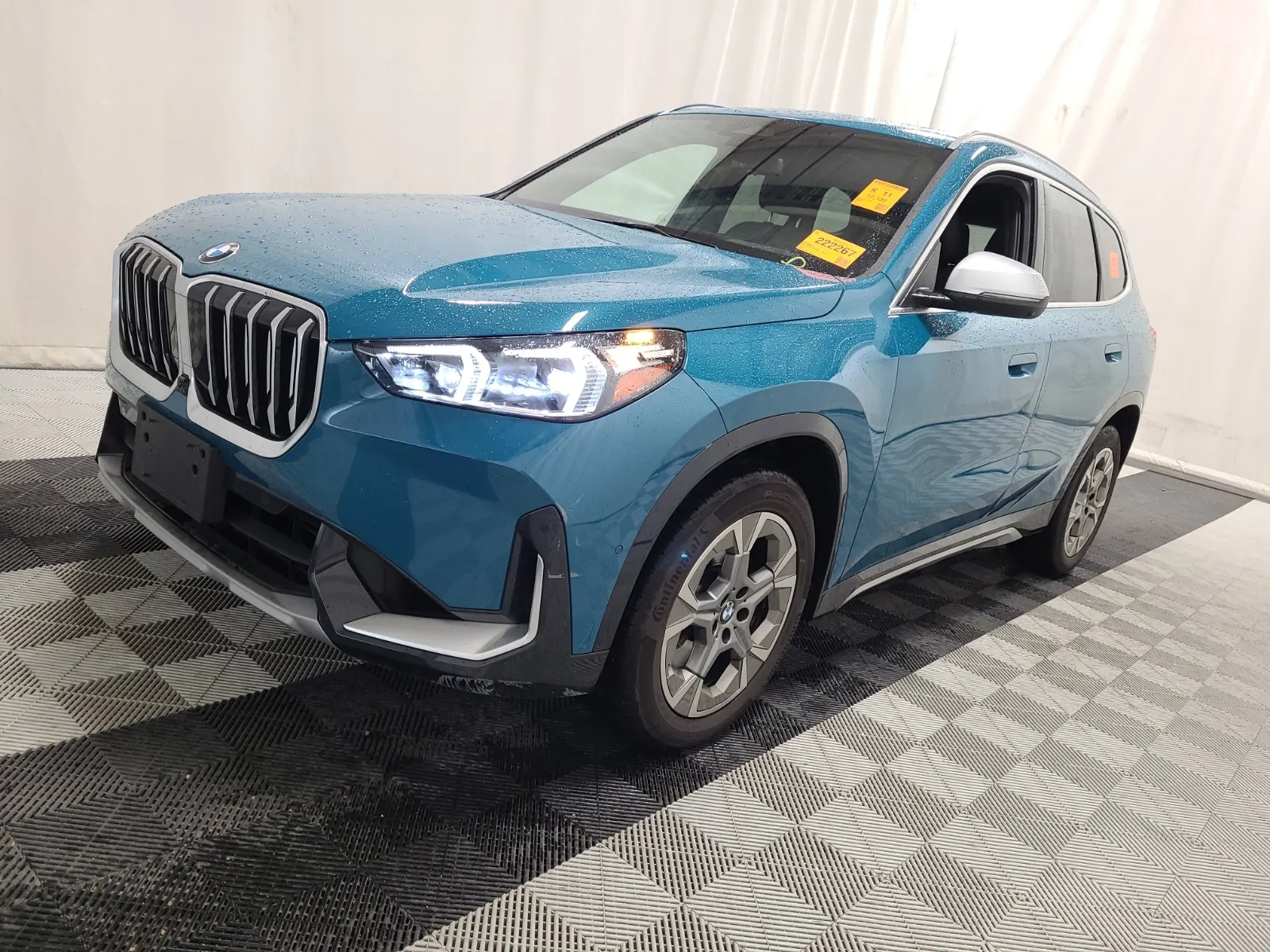 2023 BMW X1