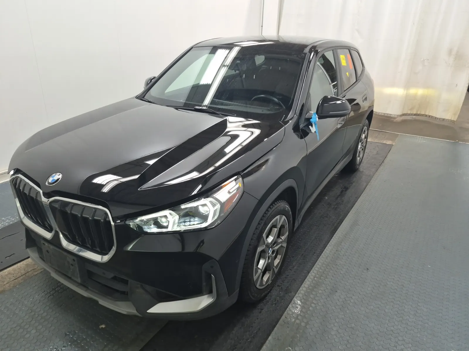 2023 BMW X1