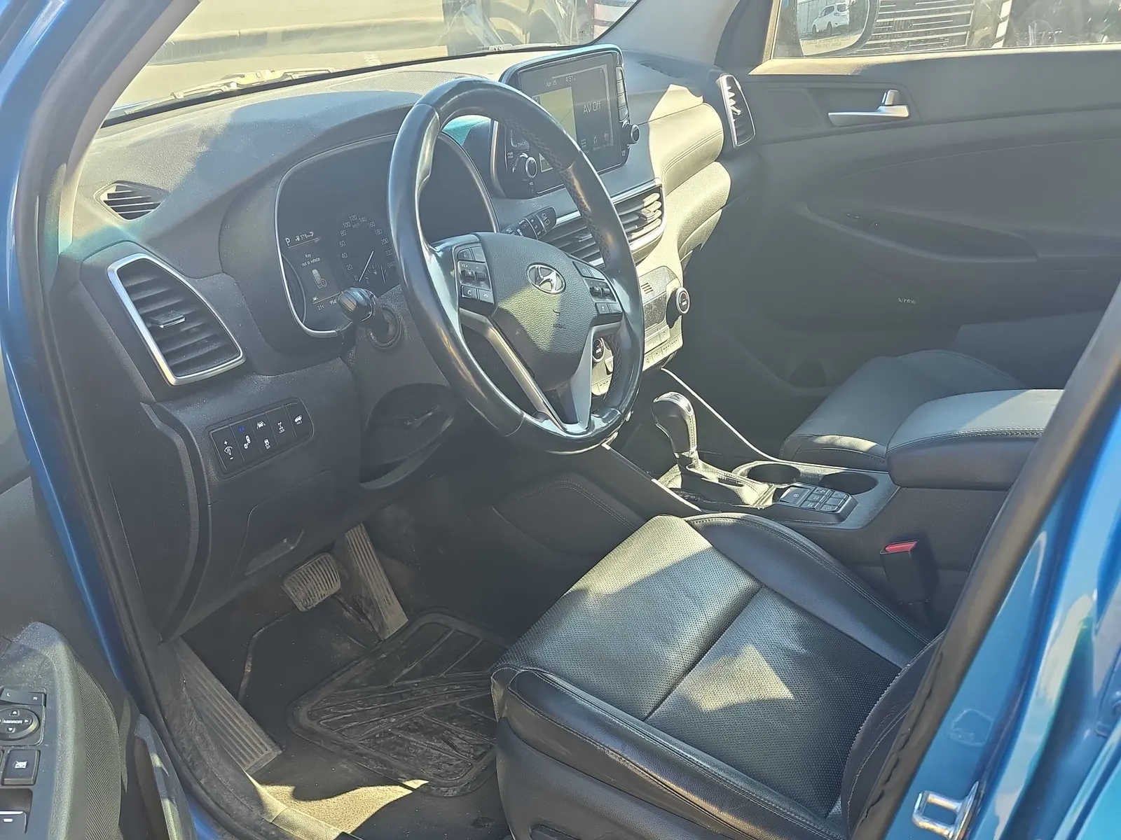 Interior driver side