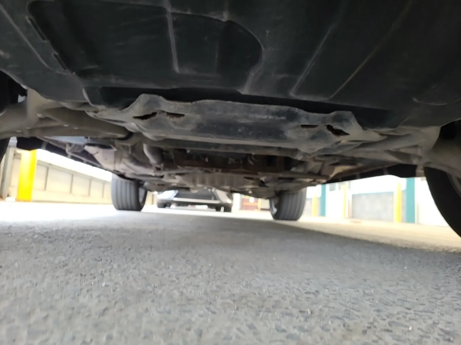 Undercarriage - Front Photo