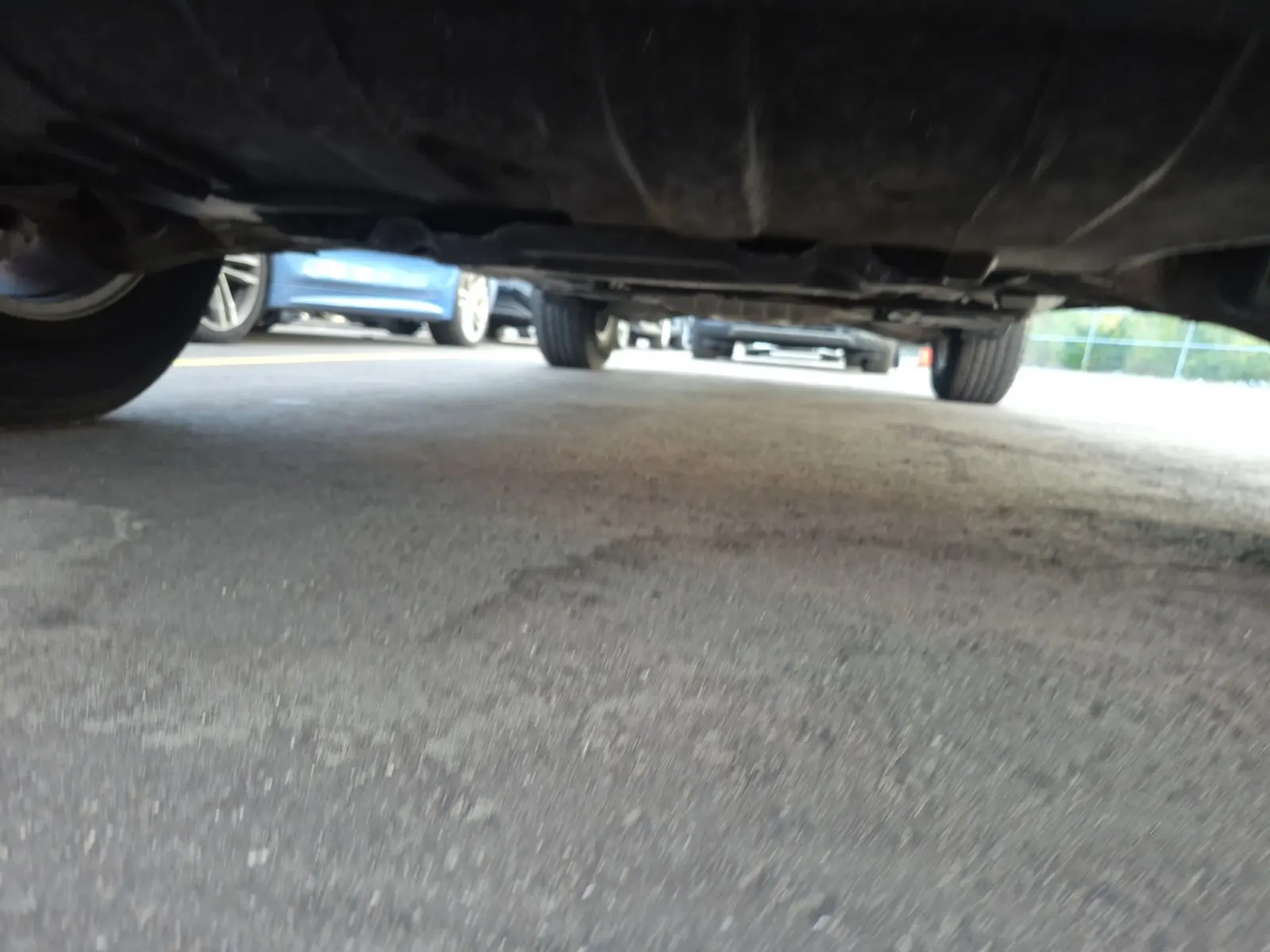 Undercarriage - Front Photo