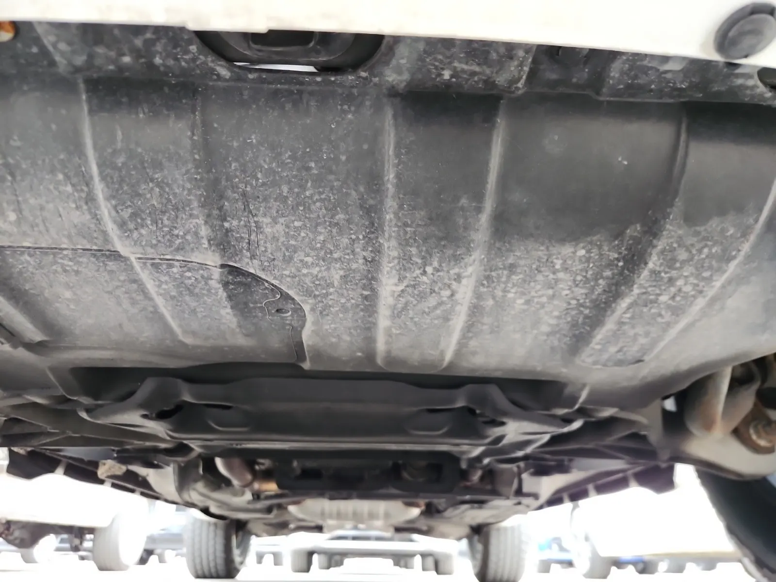 Undercarriage - Front Photo