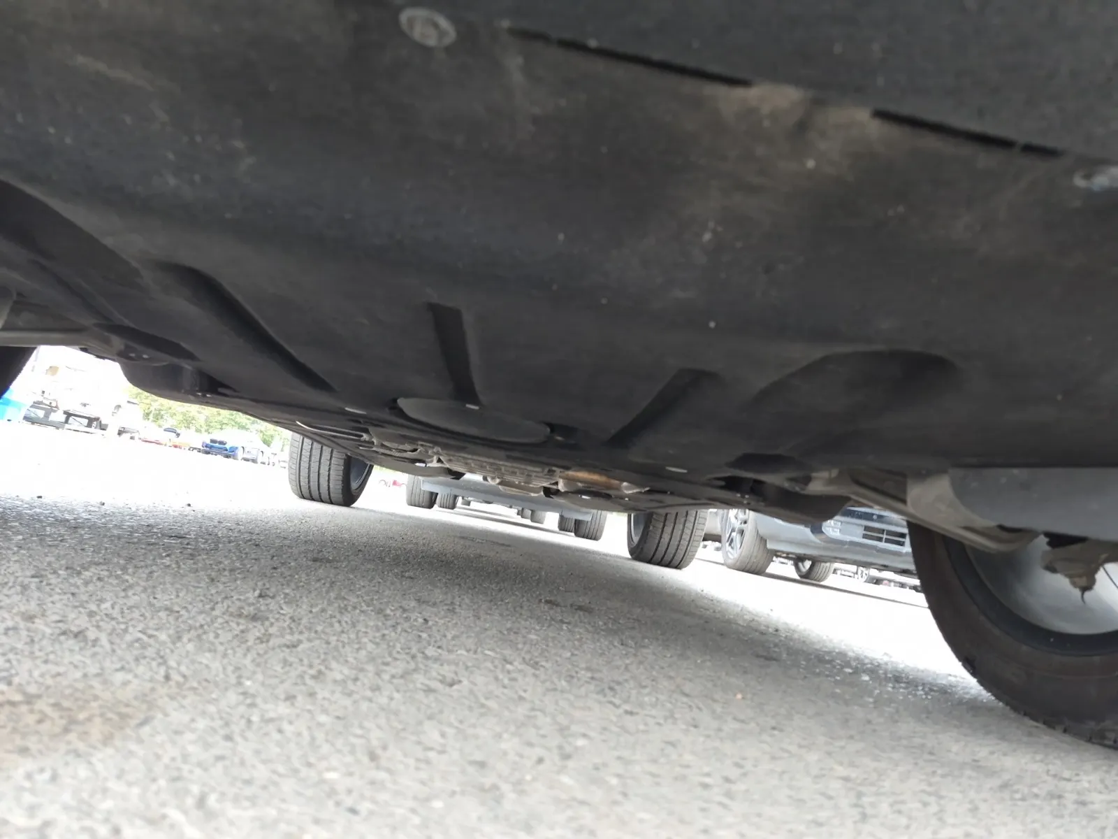 Undercarriage - Front Photo
