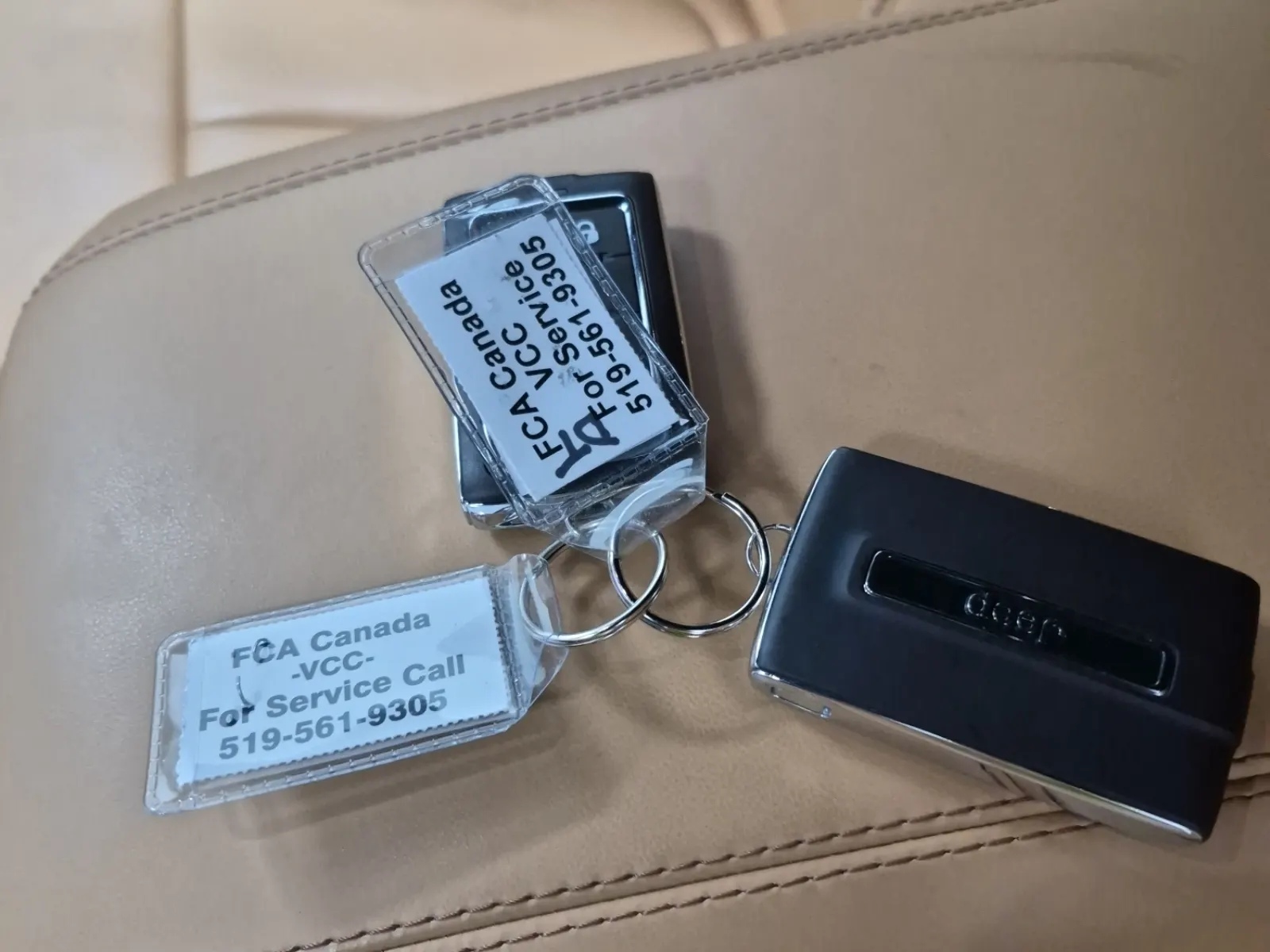 Keys/Fobs/Manual Photo